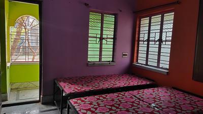 Bedroom Image of PG Accomodation Available For Male @rs. 2000/- Pm in Rajarhat