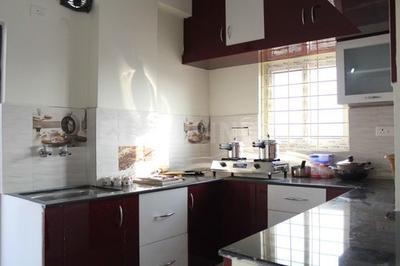 Gallery Cover Image of 1300 Sq.ft 3 BHK Apartment for rent in Serilingampally for 30000