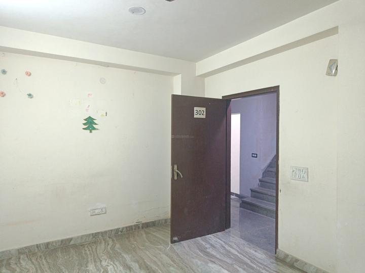 2 BHK Apartment for rent in Sultanpur, New Delhi 680 Sqft Property