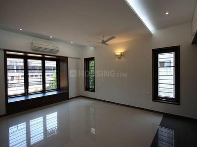 Gallery Cover Image of 3000 Sq.ft 5 BHK Independent House for buy in Yemalur for 31000000
