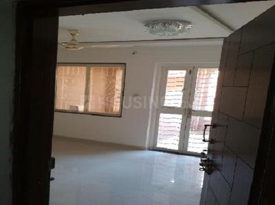 Gallery Cover Image of 745 Sq.ft 2 BHK Apartment for buy in Kandivali West for 8900000