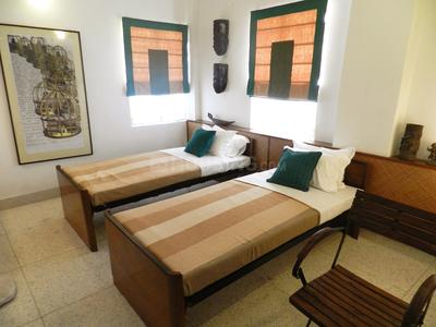 Gallery Cover Image of 350 Sq.ft 1 RK Apartment for rent in Kalighat for 20000