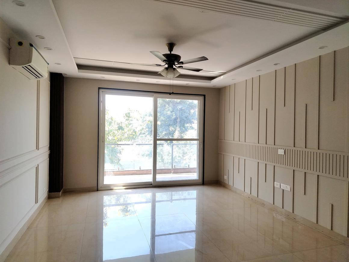 Sujjan Vihar - Image 1