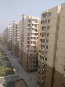 Gallery Cover Image of 1500 Sq.ft 3 BHK Apartment for buy in Bhopura for 4453500
