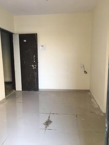 Gallery Cover Image of 652 Sq.ft 2 BHK Apartment for rent in Shree Parasnath Jay Vijay Nagari No 1, Nalasopara West for 9000
