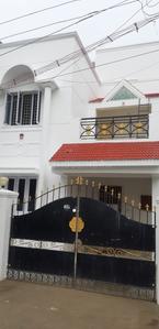Gallery Cover Image of 2500 Sq.ft 3 BHK Independent House for buy in Valasaravakkam for 14500000