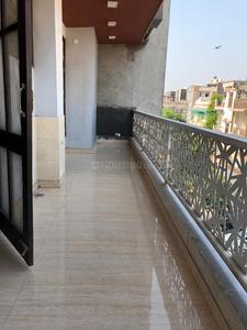 Gallery Cover Image of 1050 Sq.ft 2 BHK Apartment for buy in Niti Khand for 5200000