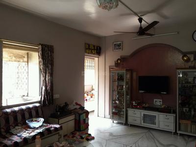 Gallery Cover Image of 700 Sq.ft 1 BHK Apartment for buy in Mulund East for 10000000