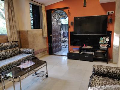 Gallery Cover Image of 899 Sq.ft 2 BHK Apartment for rent in Juhu for 62000