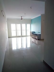 Gallery Cover Image of 1715 Sq.ft 3 BHK Apartment for rent in Kelambakkam for 23000