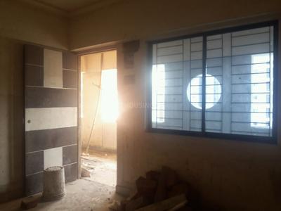 Gallery Cover Image of 530 Sq.ft 1 BHK Apartment for buy in Prabhadevi for 15400000