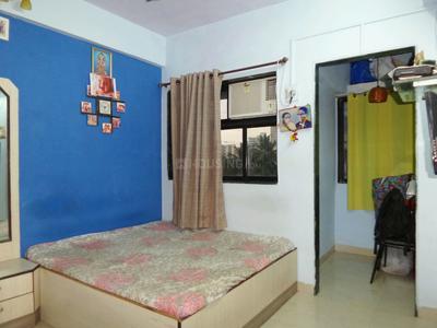 Bedroom Image of Boys And Girls PG in Kandivali West