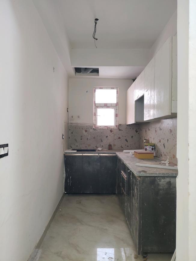 Vihaan Valencia - Image 15