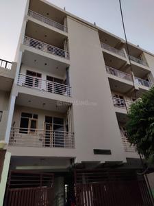Gallery Cover Image of 1050 Sq.ft 2 BHK Apartment for buy in Sector 15 for 5700000