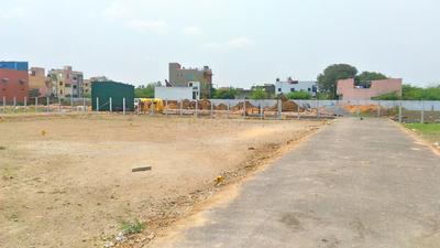 Gallery Cover Image of Sq.ft Residential Plot for buy in Gerugambakkam for 3200000