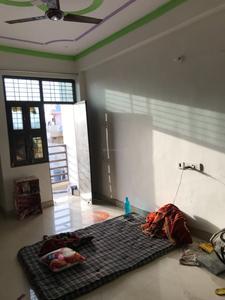 Gallery Cover Image of 300 Sq.ft 1 BHK Independent Floor for rent in Sector 62A for 4500