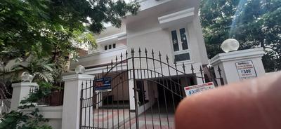 Gallery Cover Image of 3000 Sq.ft 6 BHK Independent House for buy in Besant Nagar for 50000000
