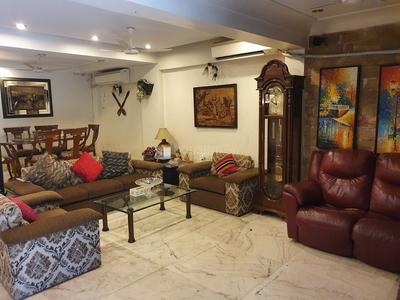 Gallery Cover Image of 4000 Sq.ft 5 BHK Independent House for rent in Andheri West for 300000