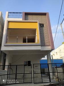 Gallery Cover Image of 2200 Sq.ft 3 BHK Independent House for buy in Maduravoyal for 17000000