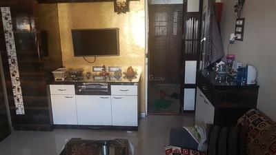 Gallery Cover Image of 586 Sq.ft 1 BHK Apartment for buy in Thane West for 6800000