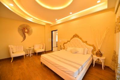 Gallery Cover Image of 2655 Sq.ft 3 BHK Apartment for buy in Gomti Nagar for 15500000