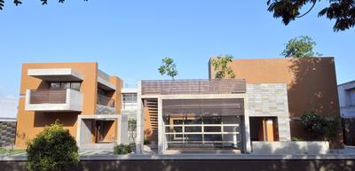 Gallery Cover Image of 5400 Sq.ft 4 BHK Apartment for buy in Shantipura for 35000000