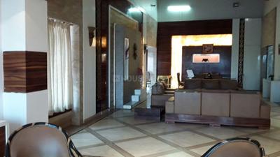 Gallery Cover Image of 5300 Sq.ft 5 BHK Villa for buy in Malad West for 450000000