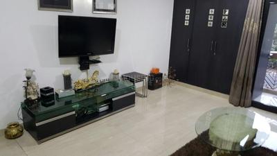 Gallery Cover Image of 2200 Sq.ft 4 BHK Apartment for buy in Safdarjung Enclave for 70000000