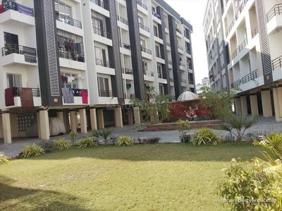 Gallery Cover Image of 1175 Sq.ft 3 BHK Apartment for buy in Dindoli for 2090000