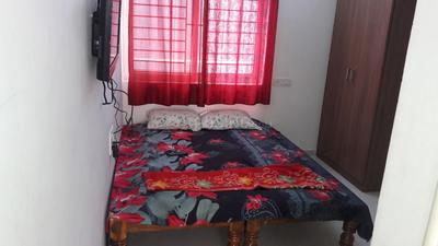 Gallery Cover Image of 400 Sq.ft 1 RK Apartment for rent in Whitefield for 13000