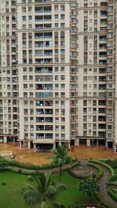 Gallery Cover Image of 950 Sq.ft 2 BHK Apartment for buy in Thane West for 10500000