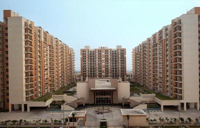 Gallery Cover Image of 1014 Sq.ft 2 BHK Apartment for buy in Sector 77 for 3200000