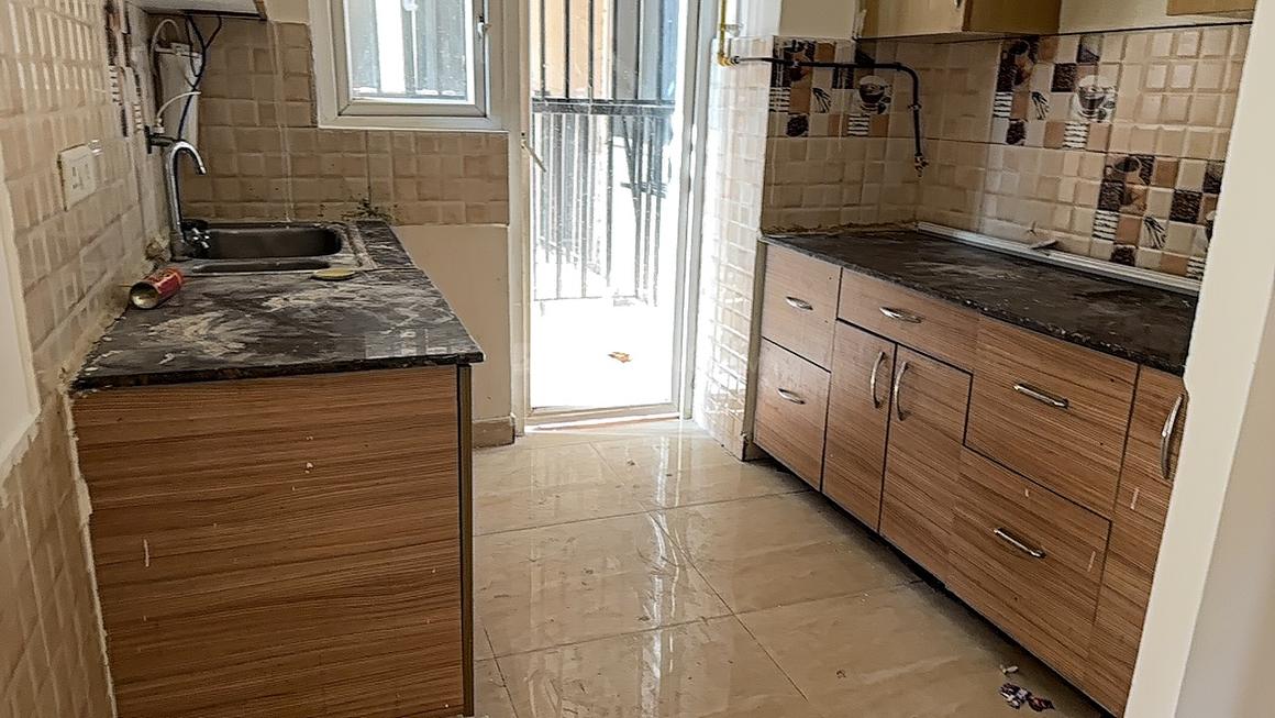 Gaurs 14th Avenue - Image 17