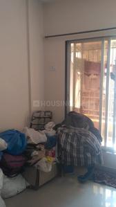 Gallery Cover Image of 390 Sq.ft 1 RK Apartment for rent in Shree Parasnath Jay Vijay Nagari No 2, Nalasopara West for 5000