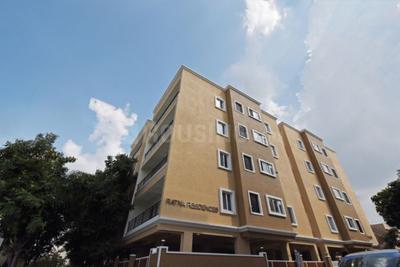 Building Image of Oyo Life Blr1932 in Hebbal