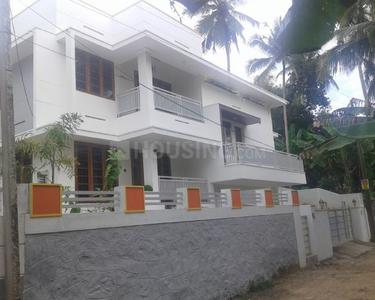 5+ BHK Independent House