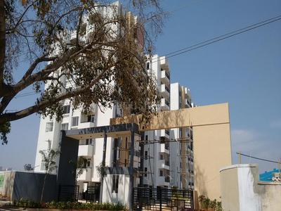 Gallery Cover Image of 1039 Sq.ft 2 BHK Apartment for buy in Mandur for 4500000