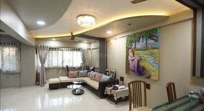 Gallery Cover Image of 1900 Sq.ft 4 BHK Apartment for rent in Lalani Velentine Apartments III, Goregaon East for 85000