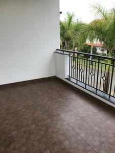 Gallery Cover Image of 1250 Sq.ft 2 BHK Apartment for rent in Prestige Lake Vista, Whitefield for 33000