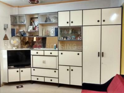Gallery Cover Image of 600 Sq.ft 1 BHK Apartment for buy in Prabhadevi for 20000000