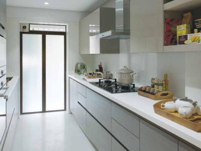 Gallery Cover Image of 2200 Sq.ft 4 BHK Apartment for buy in Bandra East for 75000000