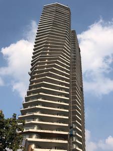 Gallery Cover Image of 6000 Sq.ft 4 BHK Apartment for buy in Paras Quartier, Sector 42 for 57000000