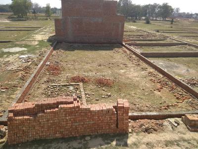 Gallery Cover Image of Sq.ft Residential Plot for buy in Jankipuram Extension for 951000