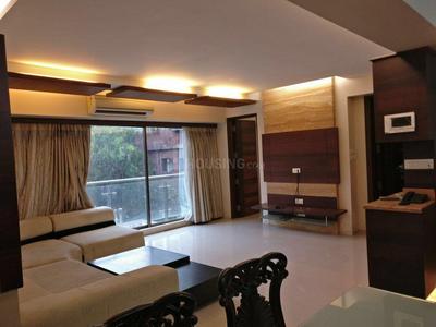 Gallery Cover Image of 512 Sq.ft 1 BHK Apartment for buy in Vile Parle West for 17000000