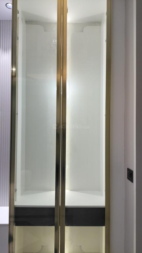 Investors House - Image 10