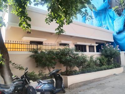 Gallery Cover Image of 2700 Sq.ft 3 BHK Independent House for buy in Bowenpally for 35000000