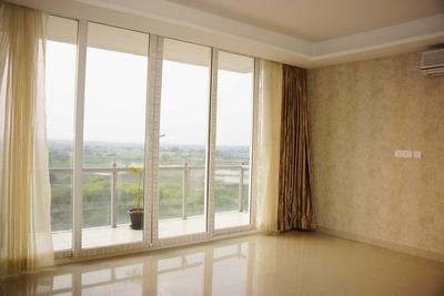 Gallery Cover Image of 1874 Sq.ft 3 BHK Apartment for buy in Tellapur for 9370000