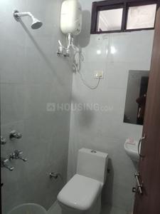 Bathroom Image of Royal PG in Sector 63
