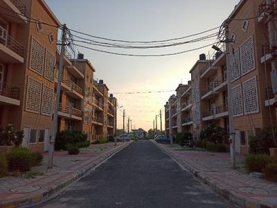 Gallery Cover Image of 1215 Sq.ft 3 BHK Independent Floor for buy in Shriji FIT Independent Residential Floors, Sector 57 for 4500000