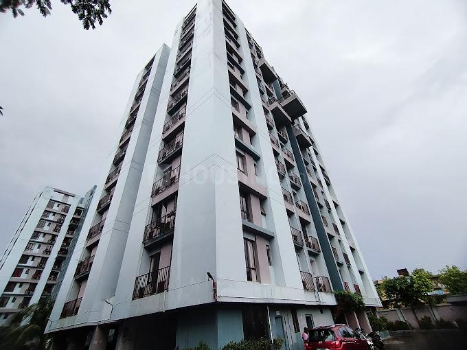 1190 Sqft 3 BHK Flat for sale in Merlin Legacy Entally, Kolkata